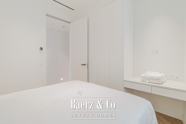 photo 16 Beautifully Renovated and Furnished Bourgeois Apartment