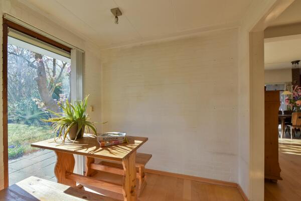 photo 11 Parel 4