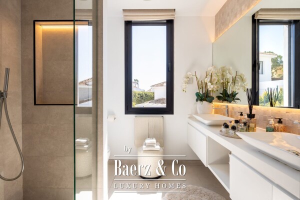 photo 10 Villa - Nueva Andalucia - Marbella - Ref: 8709