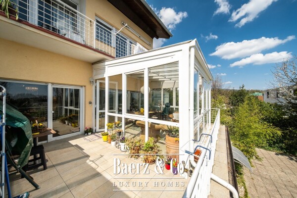 photo 9 Zagreb, Pantovčak, spacious family house 400 m² on a plot of 735 m², beautiful view