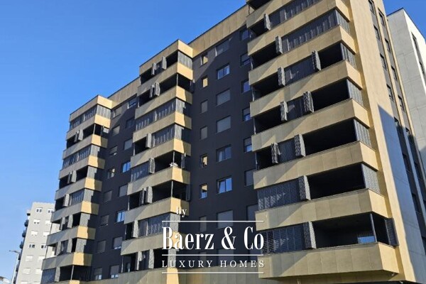 photo 1 Zagreb, Heinzelova VMD, four-bedroom apartment 102 m² with balcony and parking