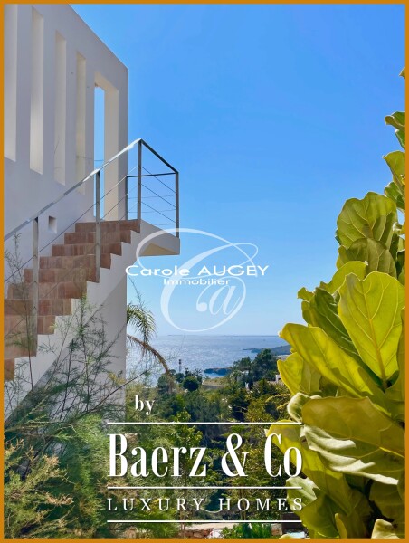 photo 4 IBIZA   Roca Llisa   Villa suspended above the sea