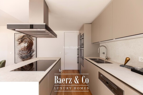 photo 10 Beautiful luxury home in Santo António, Marquês de Pombal