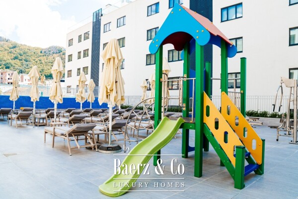 photo 7 Spacious and Luxurious Apartment next to the Sea in Budva Municipality