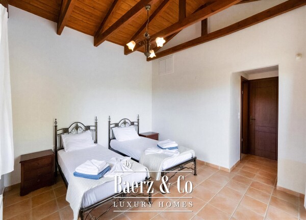 photo 18 2353809 - Maisonette For sale, Lefkada, 218 sq.m., €990.000