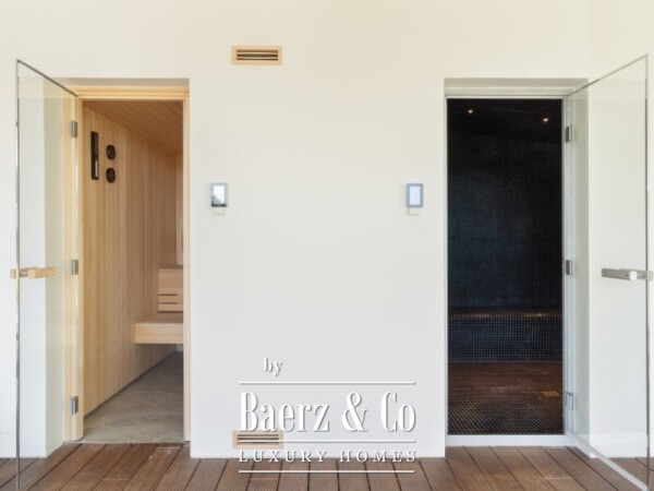 photo 30 Luxurious Apartment with 3 Ensuite Bedrooms - Garden and Swimming Pool - Privileged Location - Sea View - Walking Distance from the beach - Gated community with 24/7 Security.