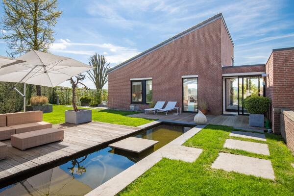 photo 3 Bouwensstraat 25