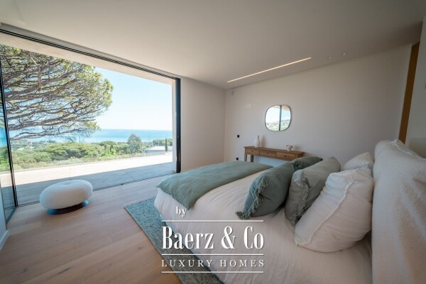 photo 5 PRIVATE AUCTION : NEW CONTEMPORARY LUXURY VILLA IN SAINTE-MAXIME (83)