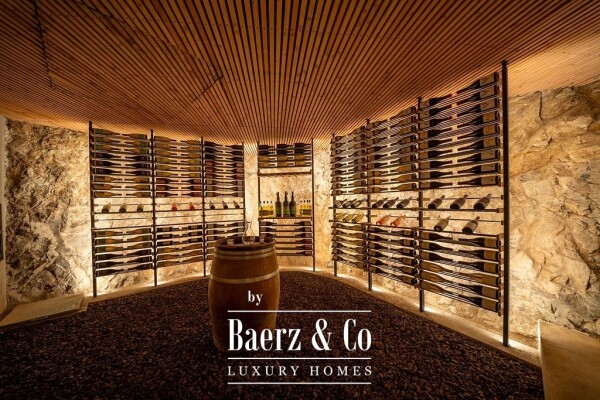 photo 11 PRIVATE AUCTION : NEW CONTEMPORARY LUXURY VILLA IN SAINTE-MAXIME (83)