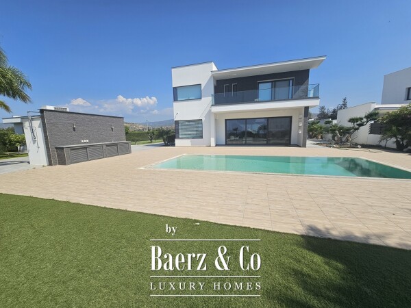 photo 3 2355923 - Luxury Villa For sale in Moni, 550 sq.m.