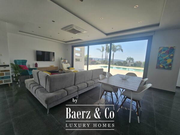 photo 19 2355923 - Luxury Villa For sale in Moni, 550 sq.m.