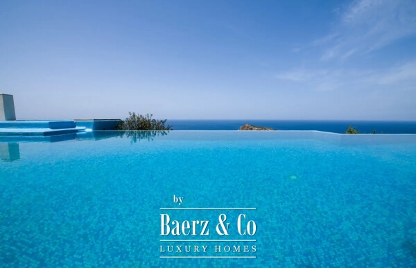 photo 2 Villa with fantastic sea view for sale, Kissamos, Crete