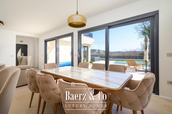 photo 10 Istria, Rovinjsko selo, modern house 210 m² with heated pool, sauna and jacuzzi