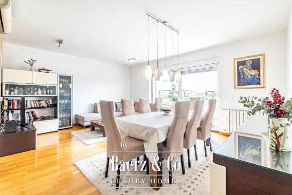 photo 1 Zagreb, Vrbik, VMD, excellent four-bedroom apartment 148 m², double garage