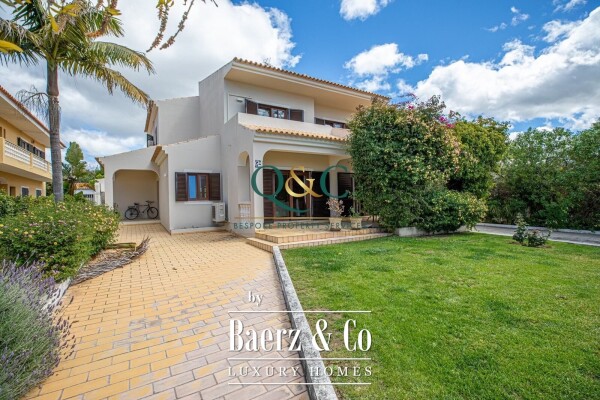 photo 16 Beautiful luxury home in Quarteira, Vilamoura