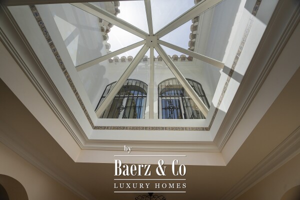 photo 15 Elegant Andalusian-style villa with guest apartments and panoramic views