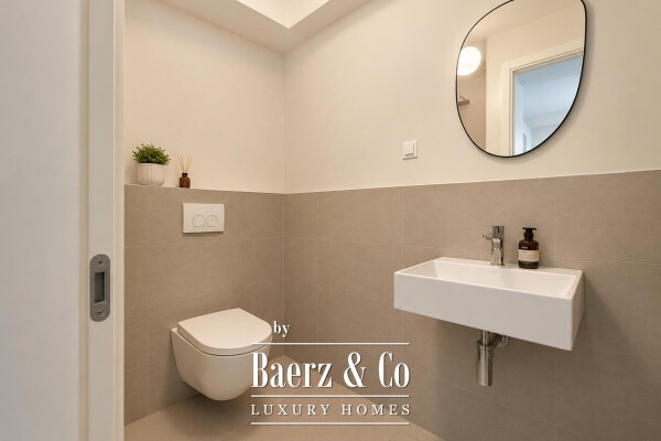 photo 9 Split, Žnjan, Morska vila, three-bedroom apartment with a loggia and two garage spaces