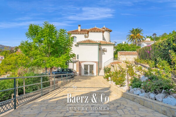 photo 8 Private Mediterranean villa with elegant outdoor living in Cortijo San Rafael