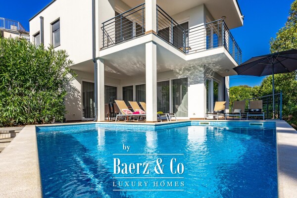 photo 3 Istria, Premantura, modern villa with swimming pool in an excellent location 500 m from the sea
