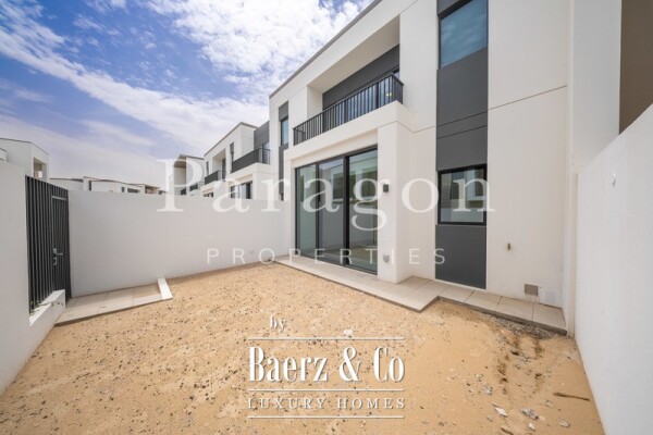 photo 8 Brand New | Single Row | Prime Location