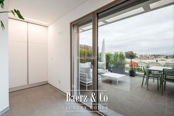photo 28 Beautiful luxury home in Carcavelos e Parede, Carcavelos