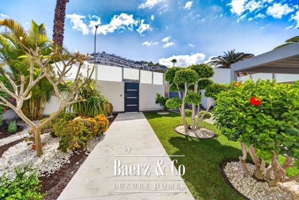 photo 43 Exclusive Iuxury semi-detached villa with panoramic sea views