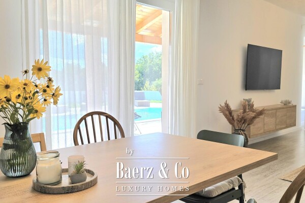 photo 8 Istria, Svetvinčenat, modern villa with swimming pool and nature view
