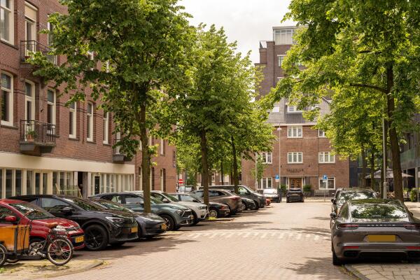 photo 5 Lassusstraat 1 1