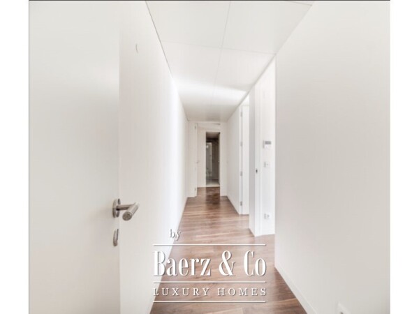 photo 11 3 Bedrooms en-suite apartment in Lisbon, near the River Tejo