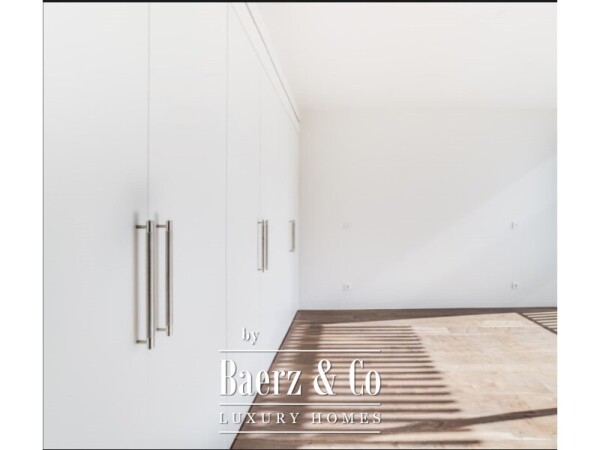 photo 13 2 Bedrooms en-suite apartment in Lisbon, with 1 parking place, near the River Tejo
