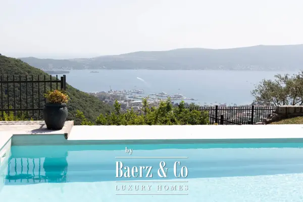 photo 7 Estate in Tivat Municipality with a Panoramic Sea View