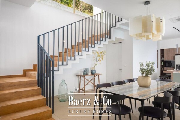photo 13 Omiš, modern villa with swimming pool and panoramic sea view