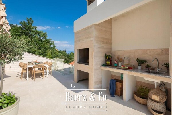 photo 19 Omiš, modern villa with swimming pool and panoramic sea view