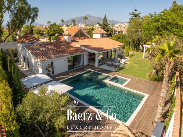 photo 11 Villa - Puerto Banus - Marbella - Ref: 8730