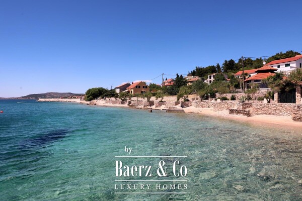 photo 23 Prvić Luka, partially renovated stone house, first row to the sea, 298 m²