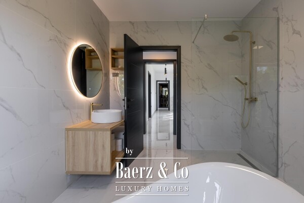 photo 19 Istria, Svetvinčenat, impressive villa with swimming pool and sauna on a spacious construction plot