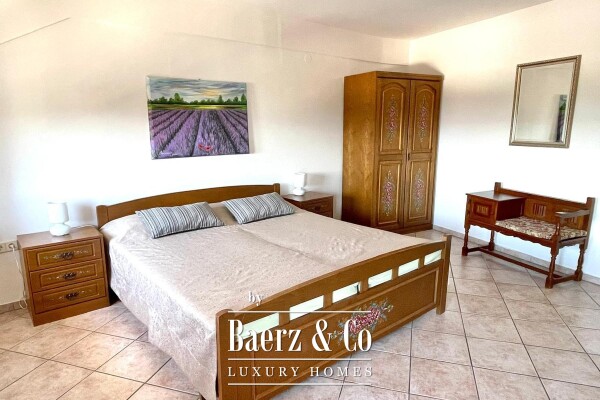 photo 19 Crikvenica, house with 4 apartments and 2 commercial units in the town centre with sea view