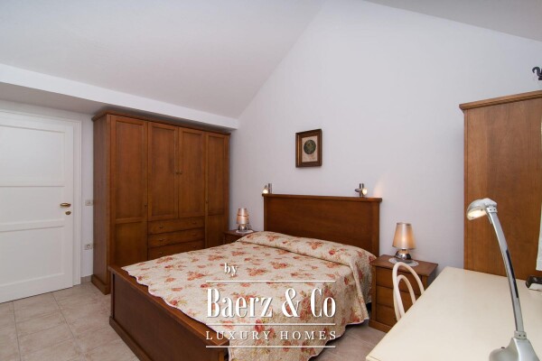 photo 12 Brač, Mirca, beautiful detached stone house with swimming pool