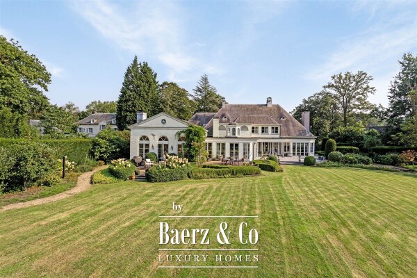 photo 47 Prachtige villa op uniek domein van 1ha grond met lift en binnenzwembad/Hamman!