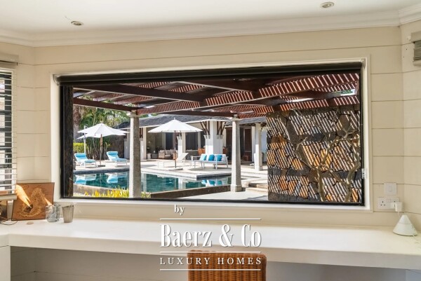 photo 6 Exceptional Villa in a Prestigious Golf Estate