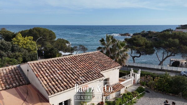 photo 4 Villa aux Issambres - Vue mer panoramique - Plage à pied
