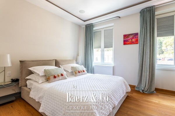 photo 14 Split, West coast, luxurious two-bedroom apartment with a top view