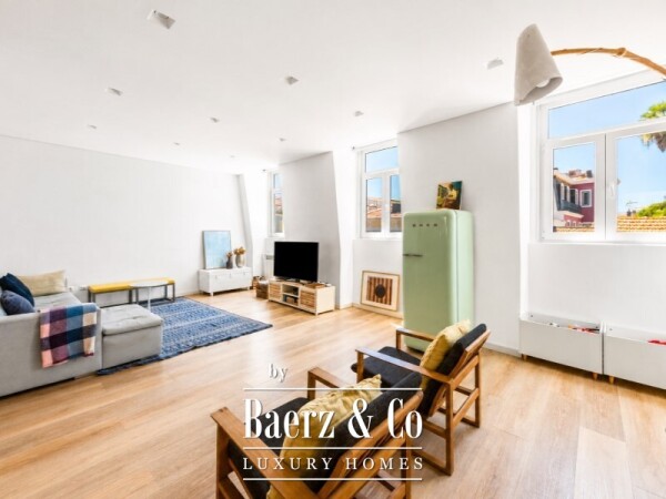photo 2 3 Bedroom Apartment with Estrela Basilica View | 138 m² | 2 Garage Spaces | Storage Room