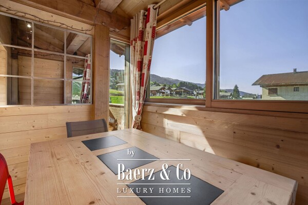 photo 2 3-Bedroom Apartment - Panoramic View