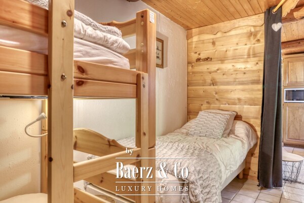 photo 7 Authentic Savoyard farmhouse with great potential for development