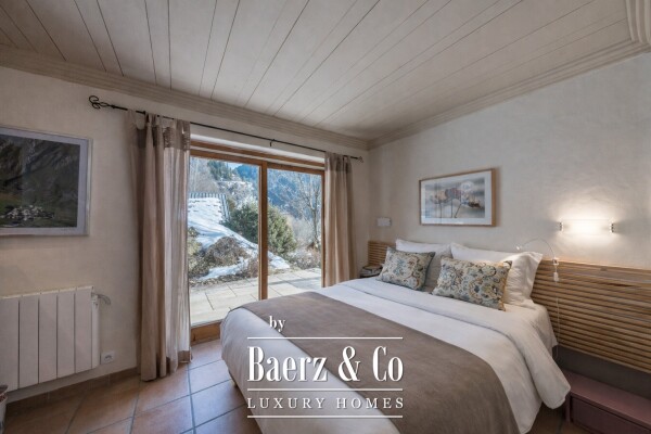 photo 8 An exceptional chalet facing the mountain peaks