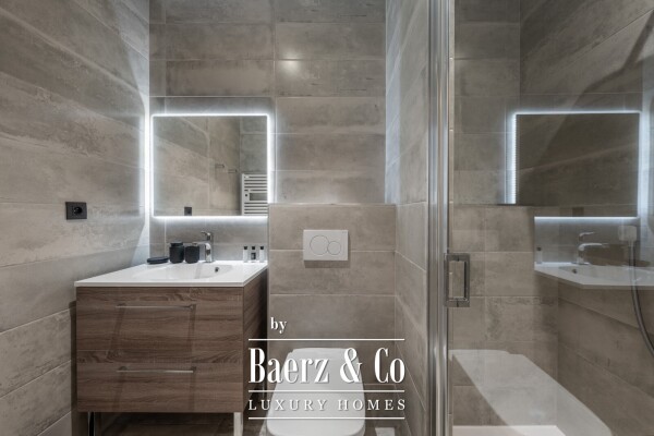 photo 8 Exceptional ski-in/ski-out penthouse