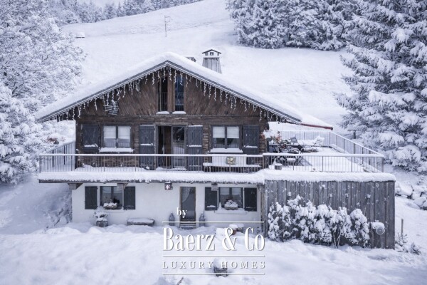 photo 14 4 BEDROOM WELCOMING CHALET - SKI IN SKI OUT
