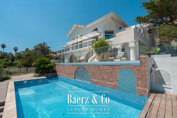 photo 15 EXCEPTIONAL WATERFRONT VILLA ON THE FRENCH RIVIERA