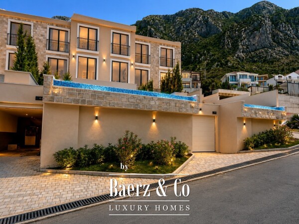 photo 3 New in Villa in Sveti Stefan